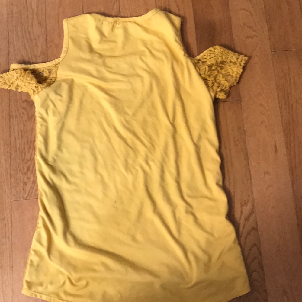 Shirt - Picture 2 of 4